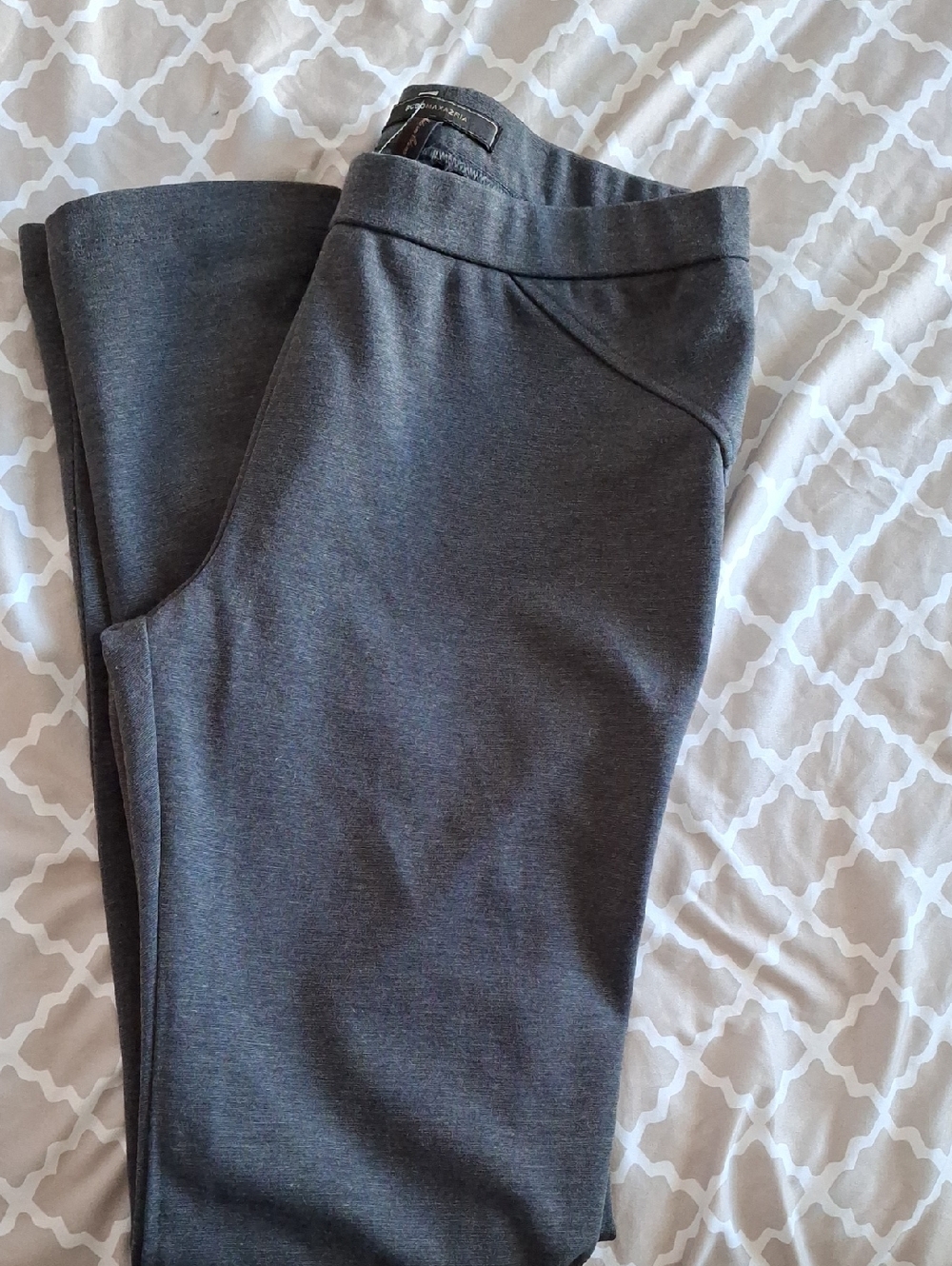 BCBGMaxAzria Charcoal Gray Stretch Leggings